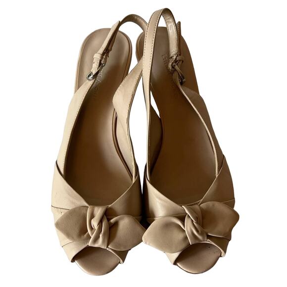 Etienne Aigner Vivica Tan Matte Leather Peep Toe Slingback Heels Sandals sz 8.5 - Picture 2 of 8